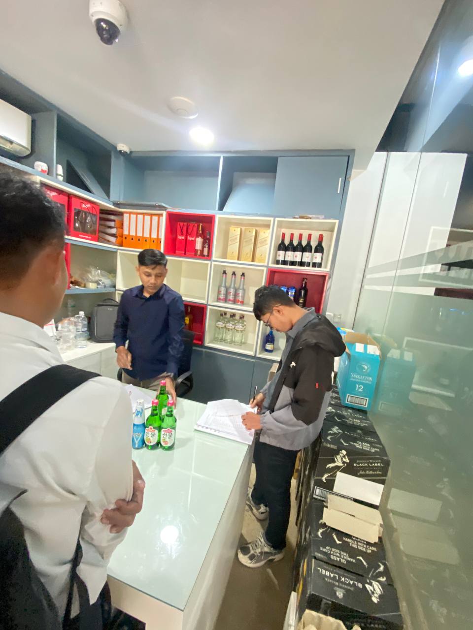 HoReCa channel expansion with SPY products by Da Hug Heng